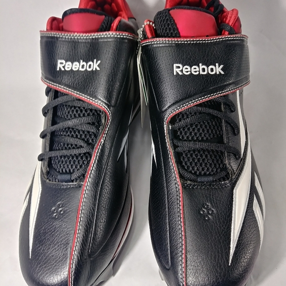 New Reebok sneakers with cleats - Picture 3 of 11